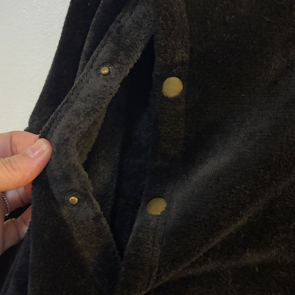 Latched Mama Fleece nursing pullover - Large - Picture 3 of 4